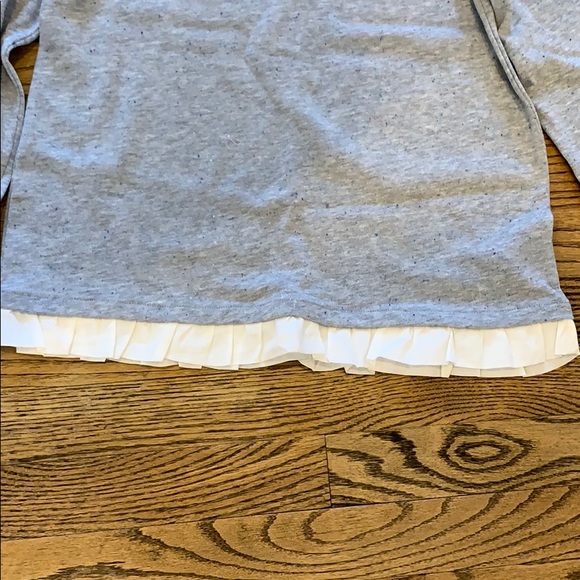 Grey with colored spots ruffled girls XL shirt - Picture 3 of 4